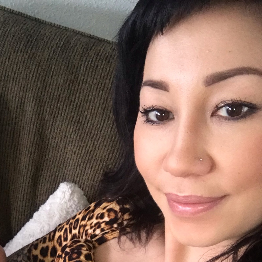 Meet your Posher, Harmony